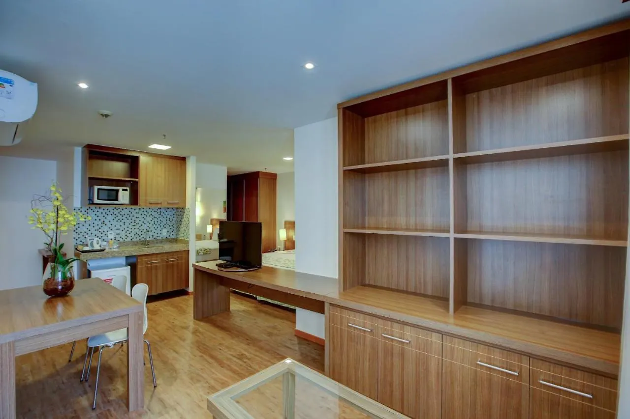 Nobile Suites Monumental Brasilia 4*,